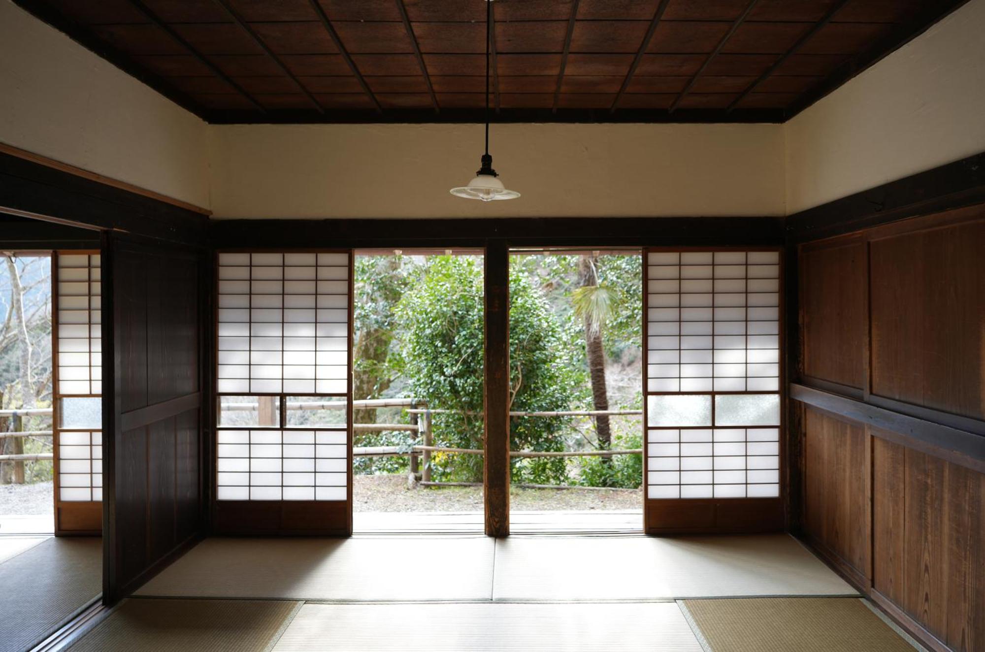 Gasthaus 古民家 大峰 Akiruno Exterior foto